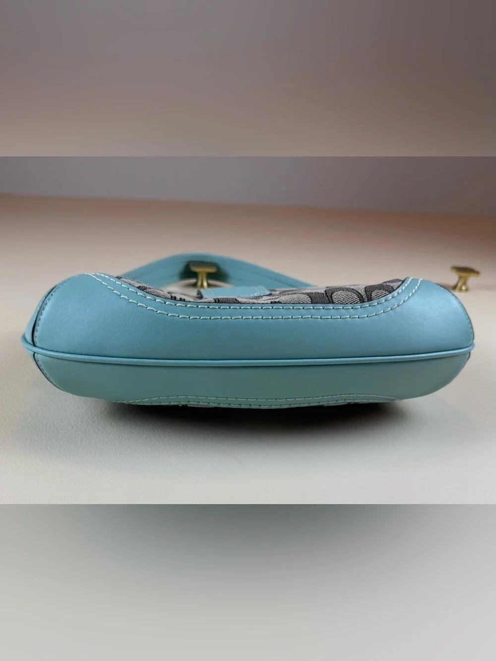 Coach The SoHo Flap Limited Re-Edition 2006 in Jacquard Blue